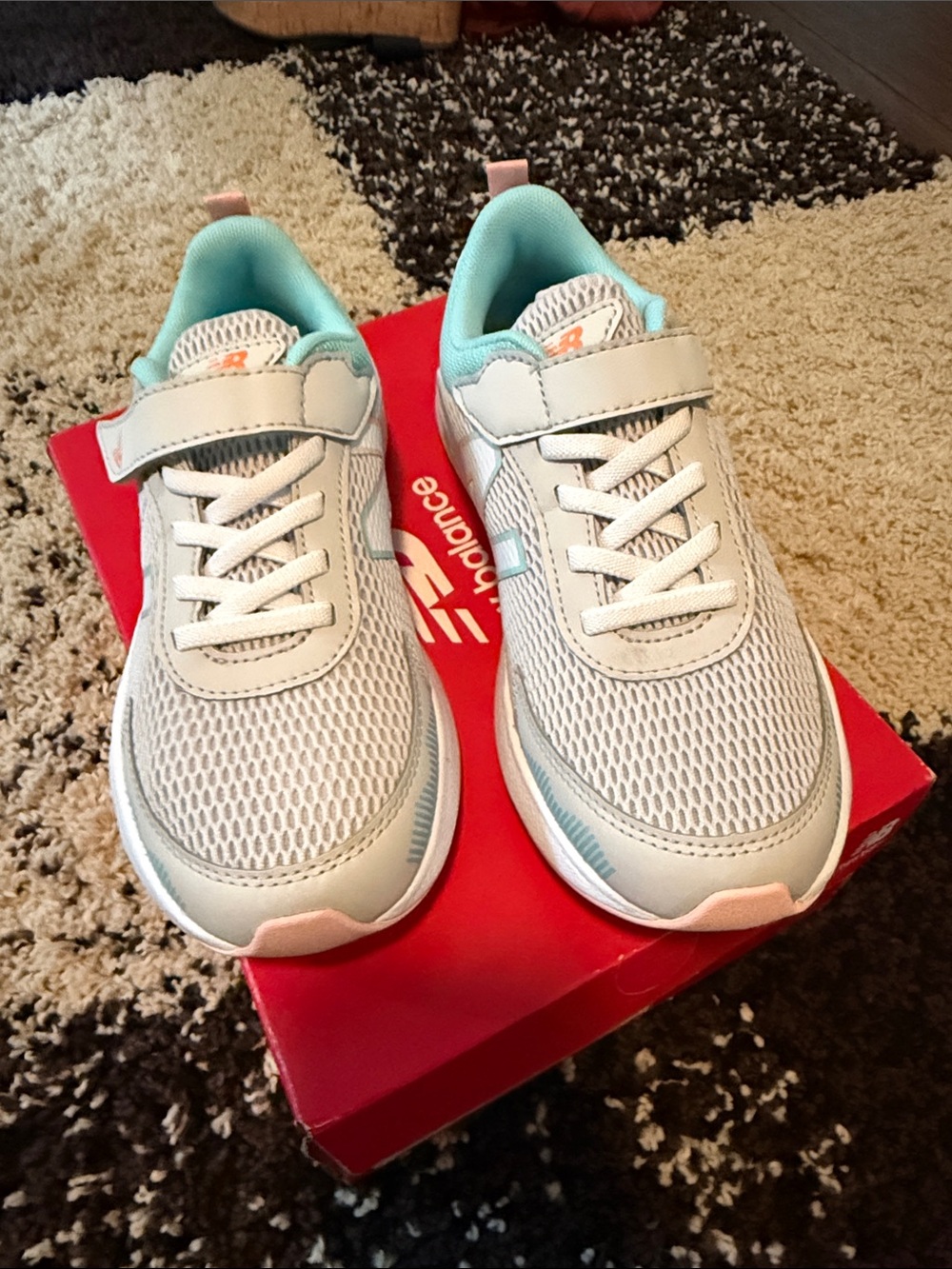 New Balance Kids Gray, Mint & Coral Sneakers Velcro Closure Size 2.5 NWT - Picture 2 of 6